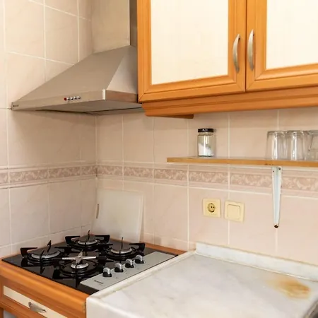 빌라 Lovely Villa With Garden Near Sea In Cesme